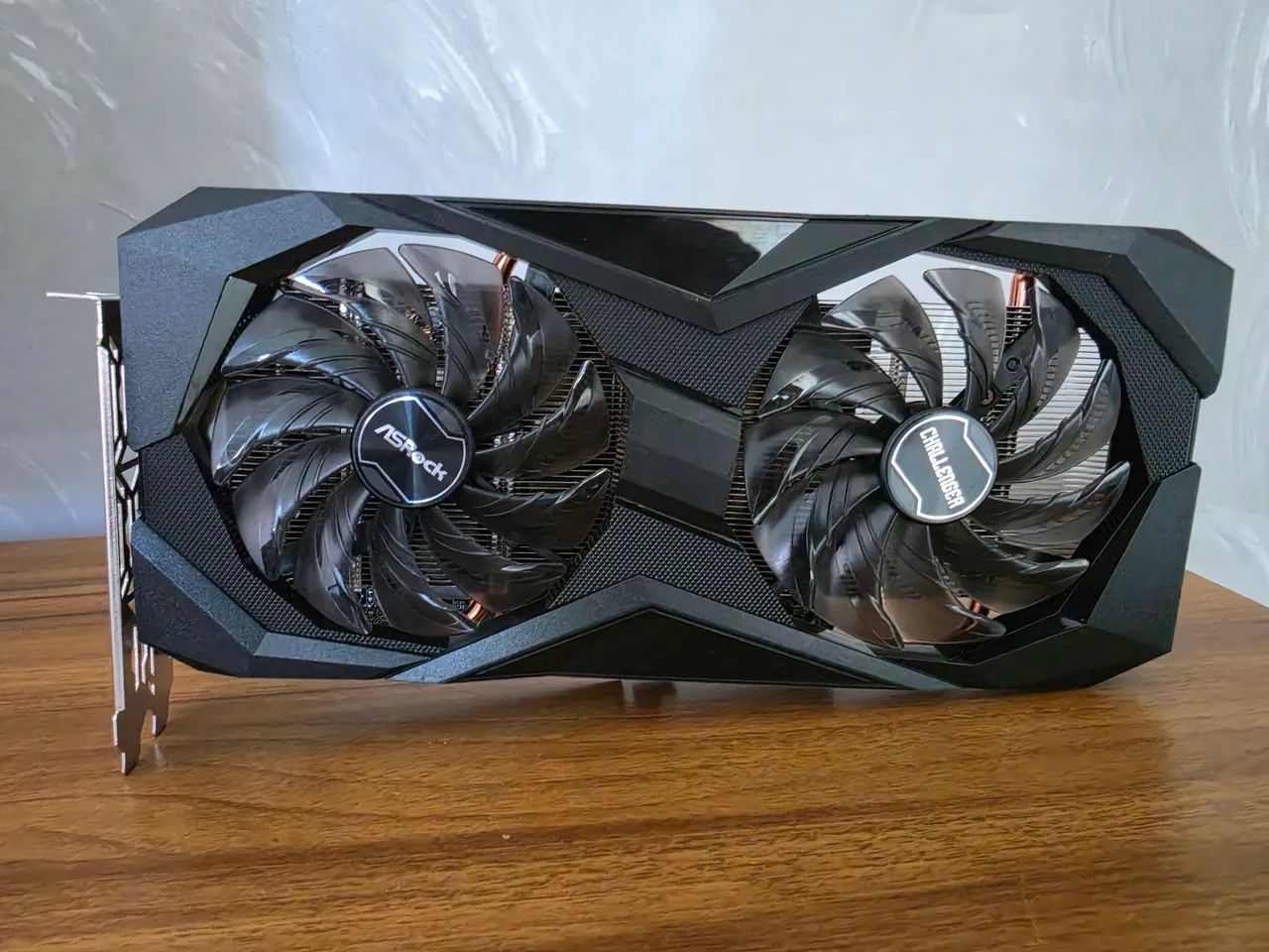 RX 7600 8gb ASRock Challenger - Foto 2