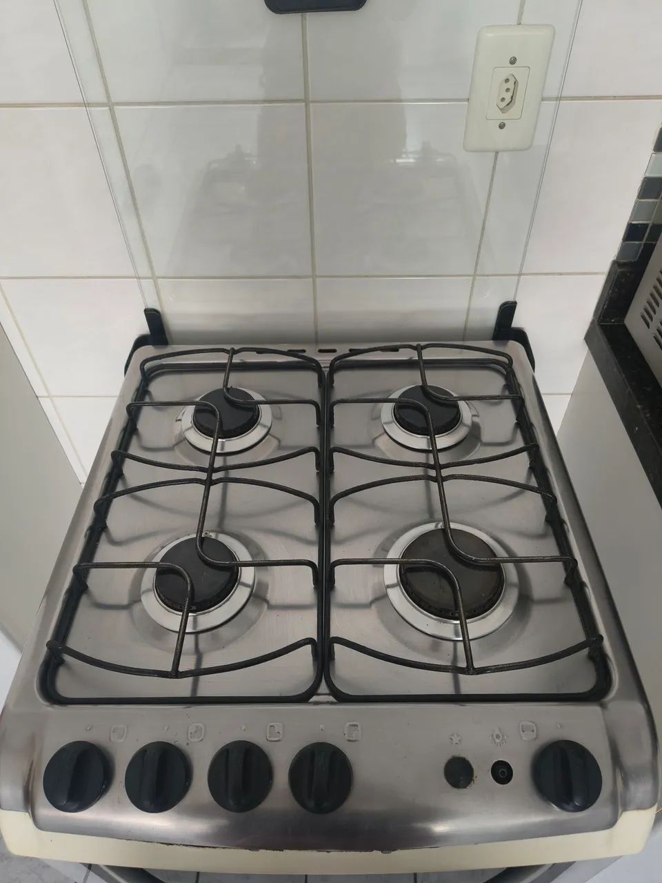 Fogão Eletrolux 4 bocas *Com Defeito* - Foto 2