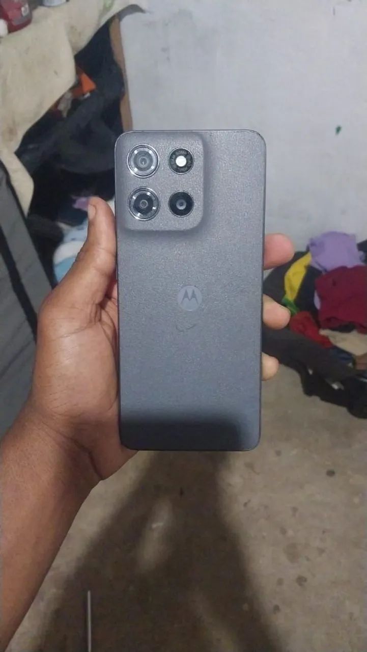 Motorola G15 com 256 de memória e 8 ran 
