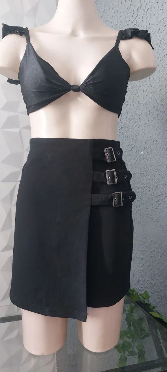 Cropped e saia 