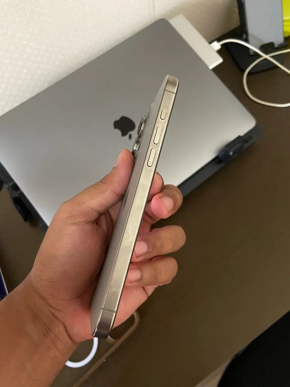 iPhone 15 Pro Max Impecável  - Foto 3