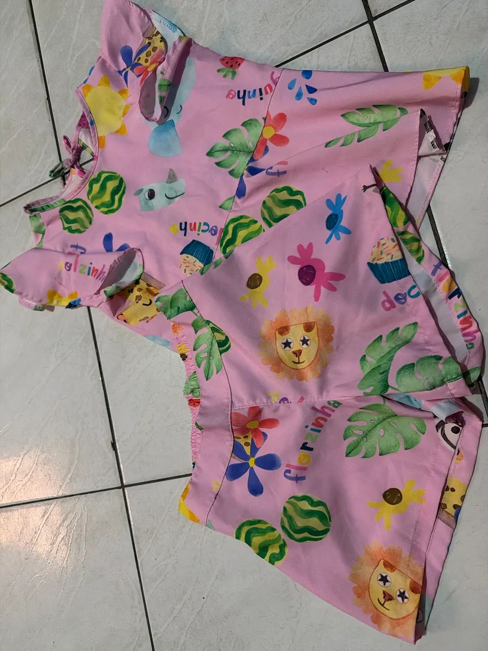 Conjunto em crepe tam 8