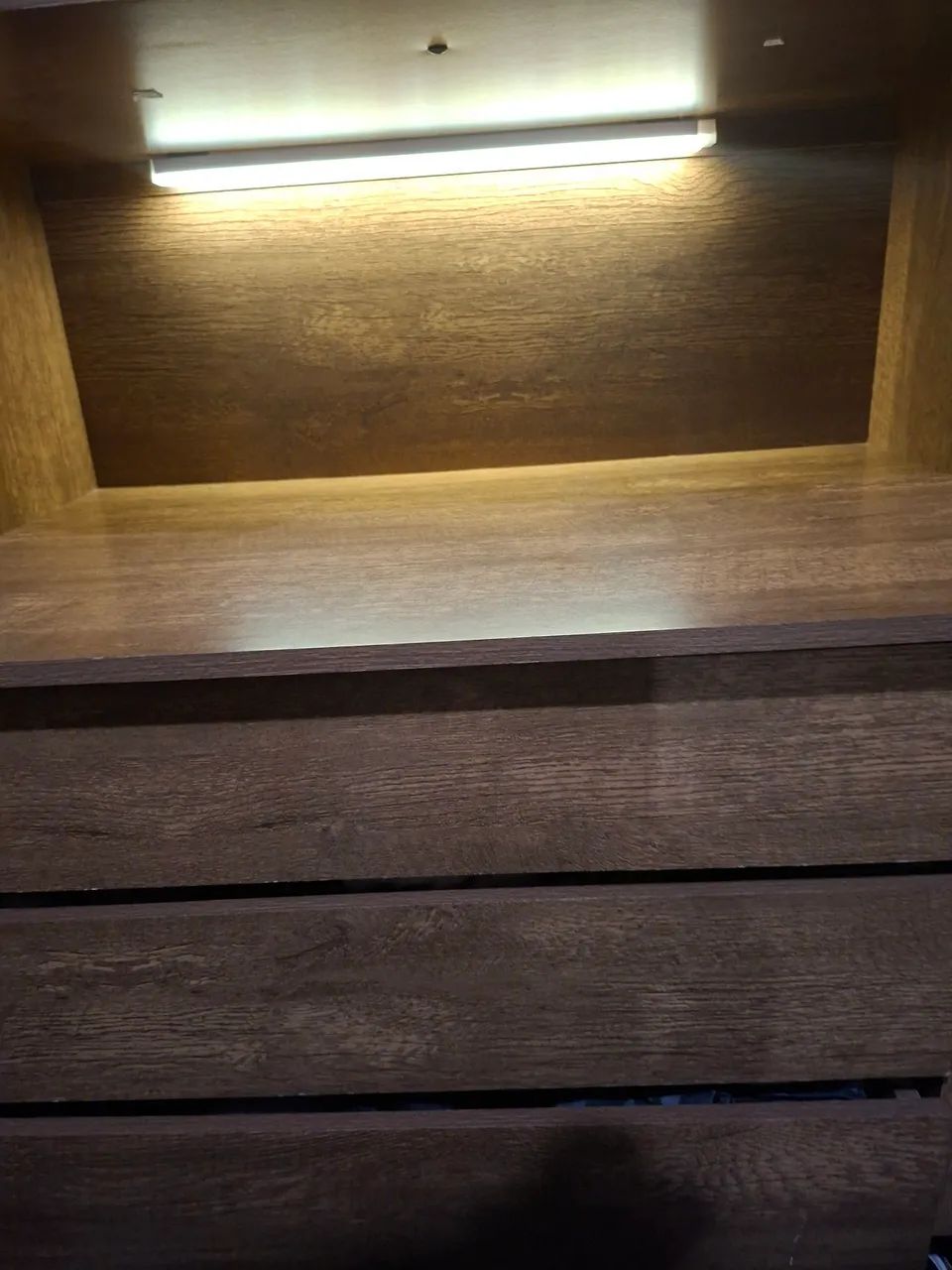 Guarda roupa novo com espelho  - Foto 2