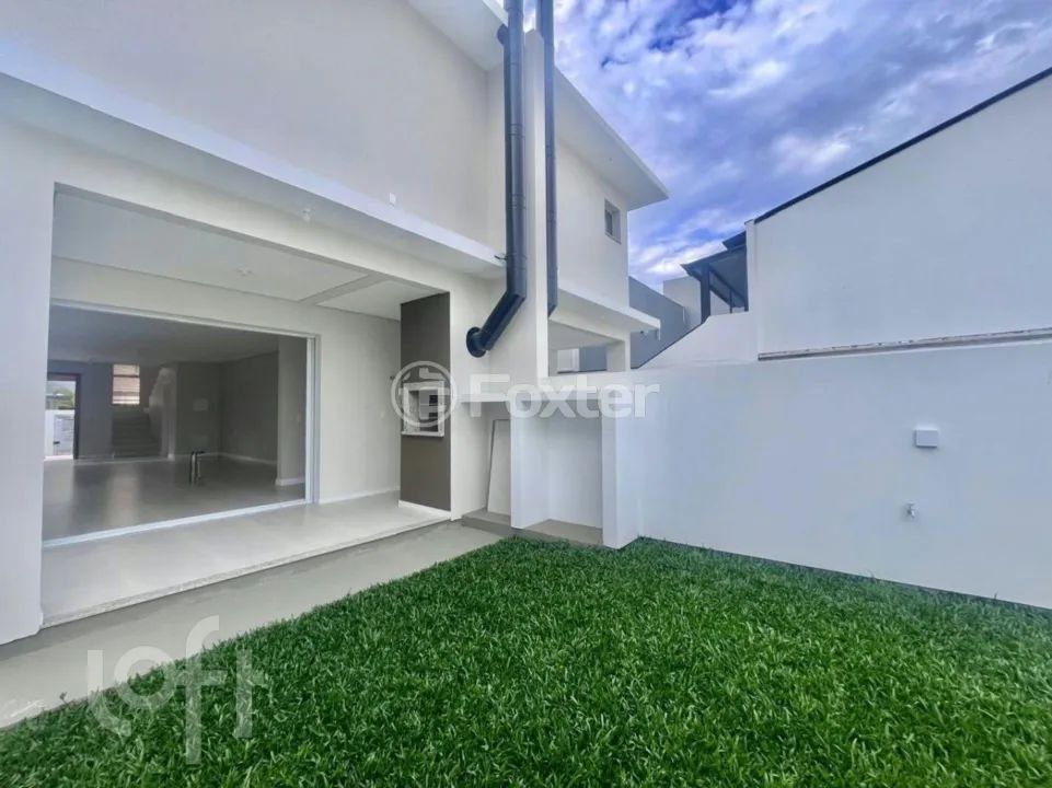 Casa à venda Rua Maria Geraldina Ramos, Carianos - Florianópolis