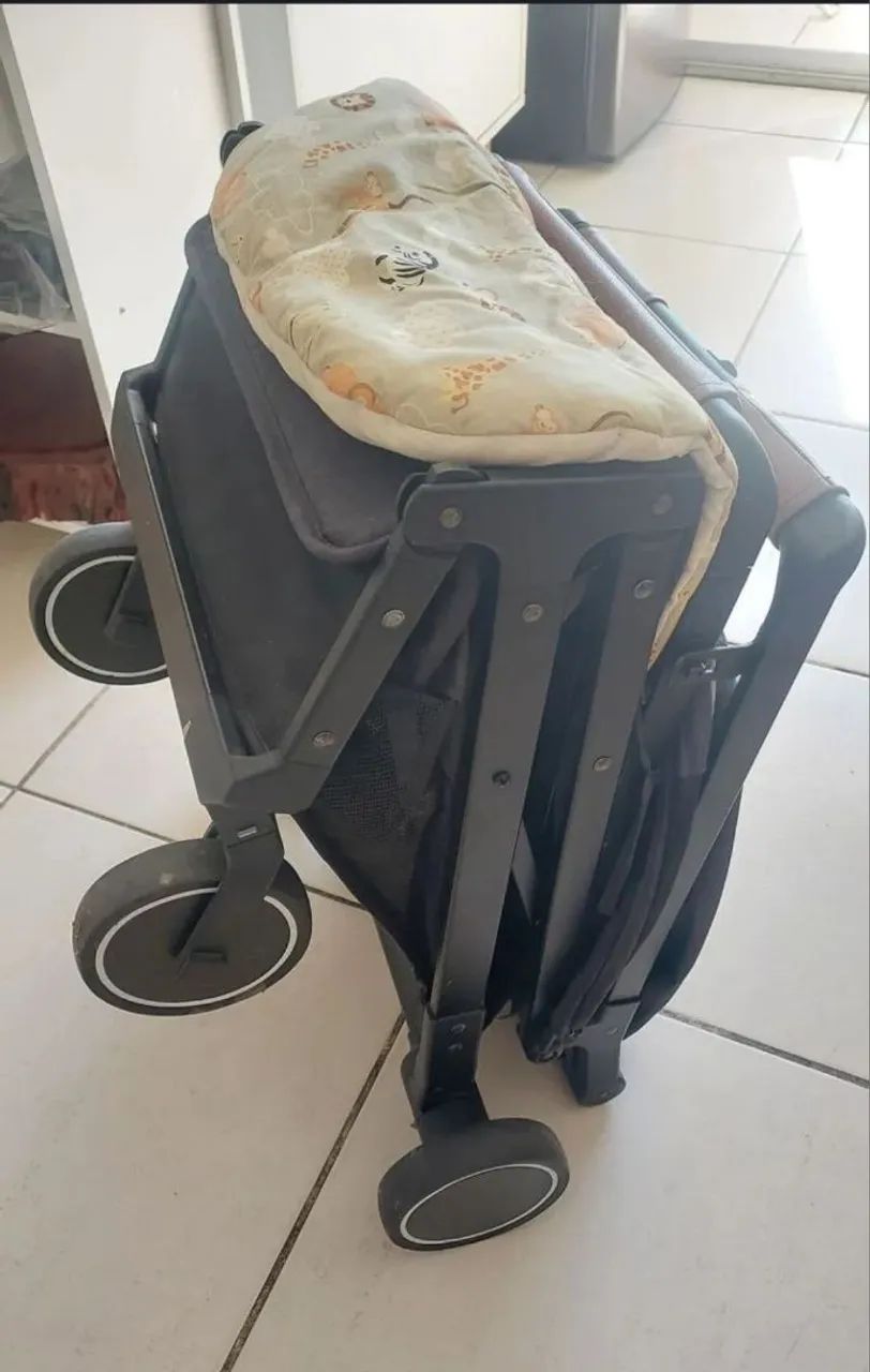 Carrinho de bebê + bebê conforto - Foto 4