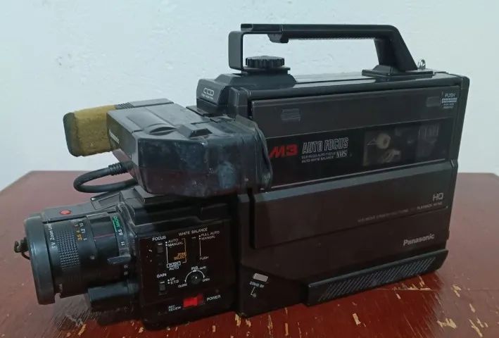 Filmadora VHS Panasonic M3 - Foto 2