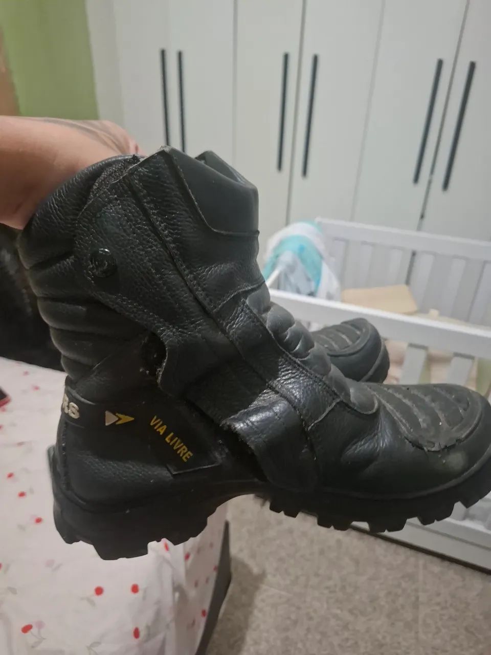Bota de Couro - Foto 2