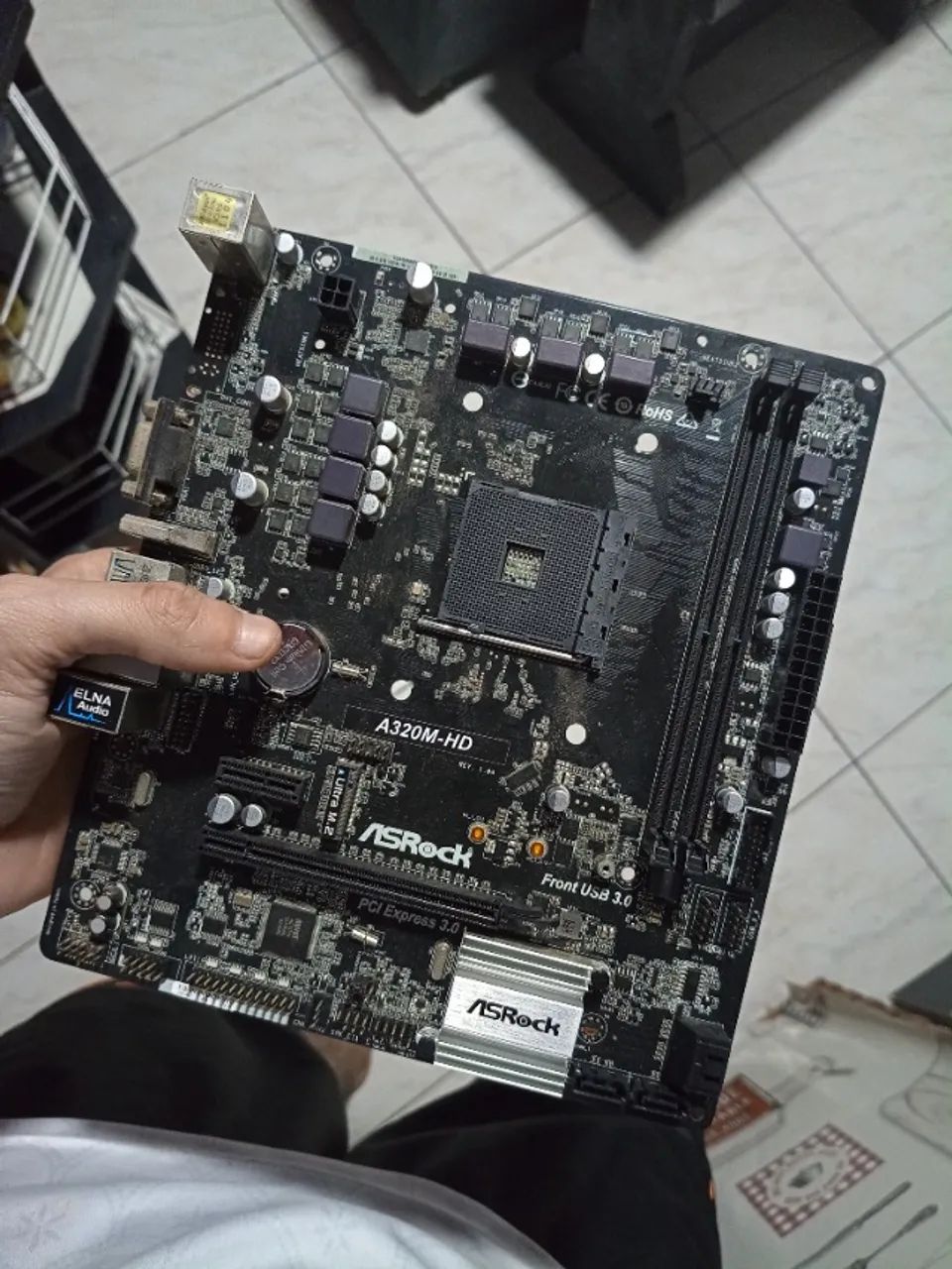 Ryzen 7 2700 + A320M  - Foto 3