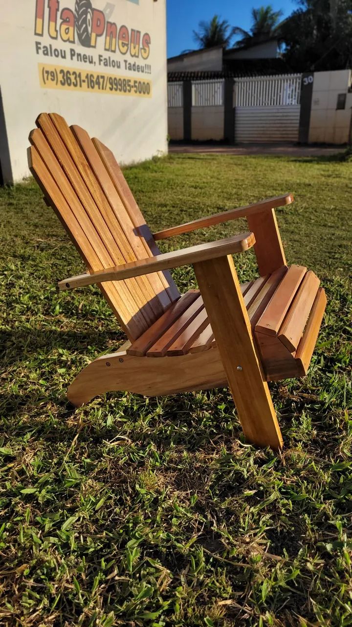 Cadeira Adirondack de Madeira - Artesanal, Confortável e Resistente - Foto 3