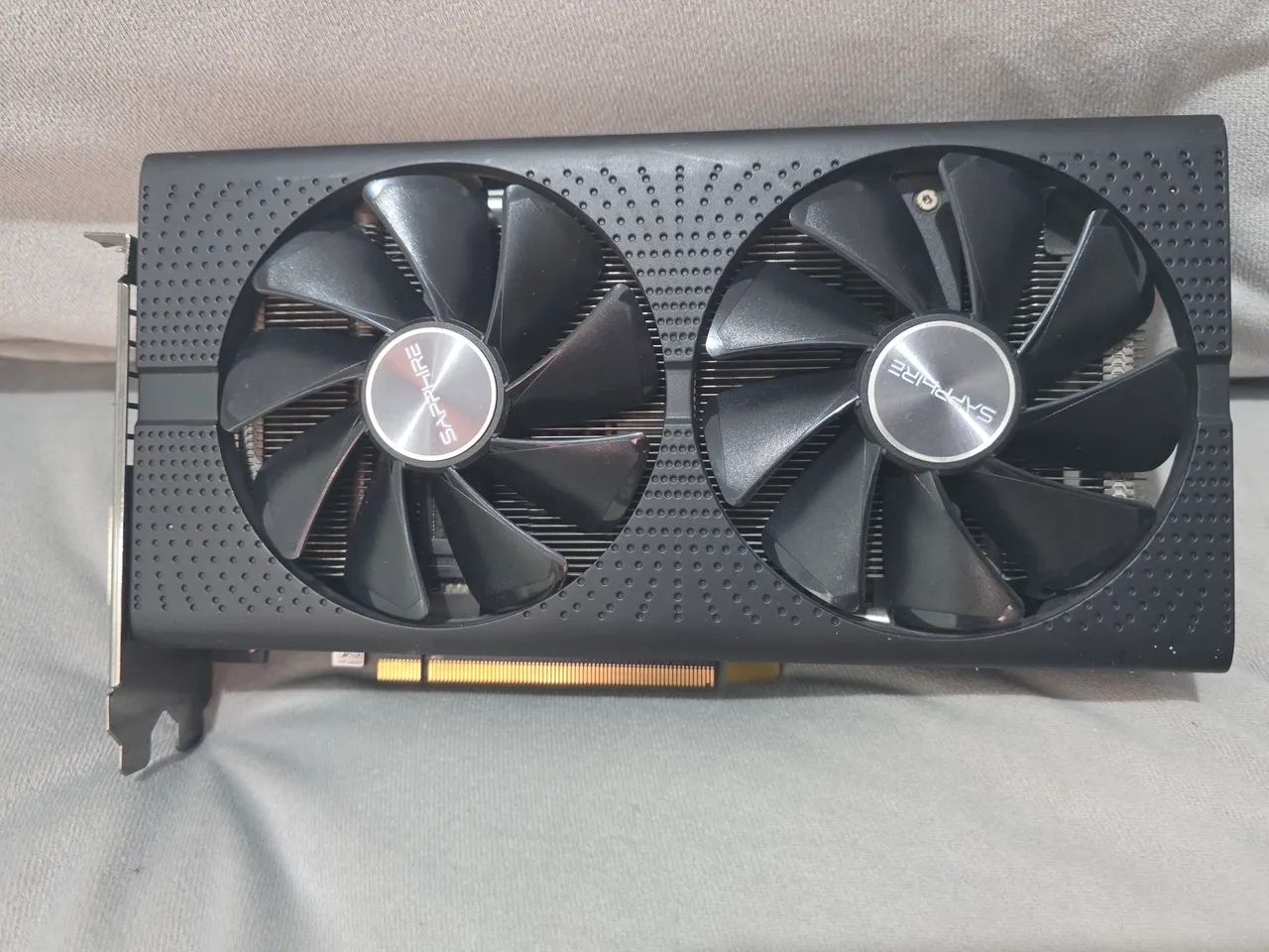 Placa de vídeo - RX 570 4GB Sapphire 