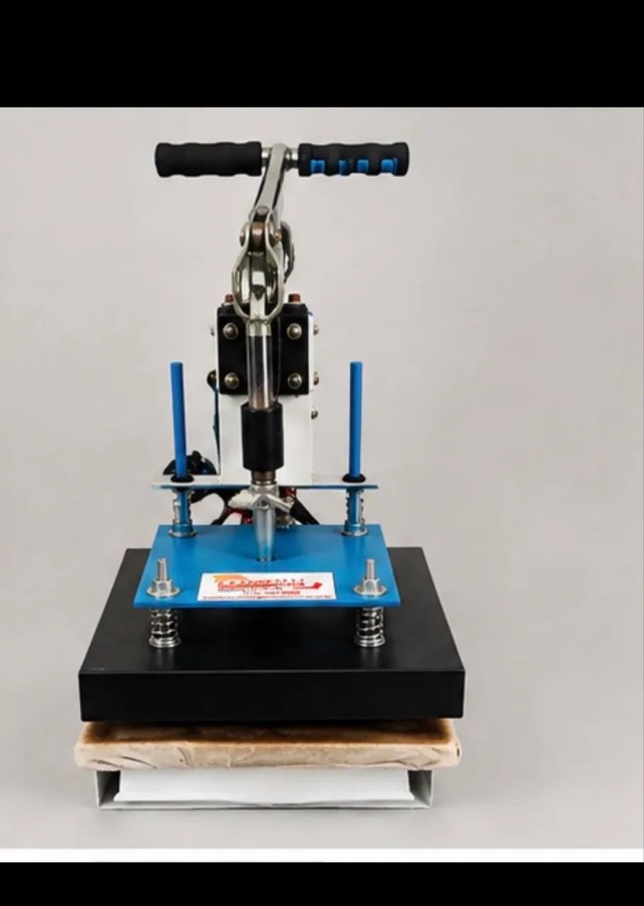 Prensa Térmica Manual da marca Compacta Print, pertencente à linha clássica - Foto 5
