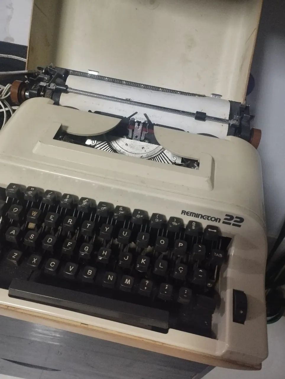 Máquina de escrever antiga Remington 22