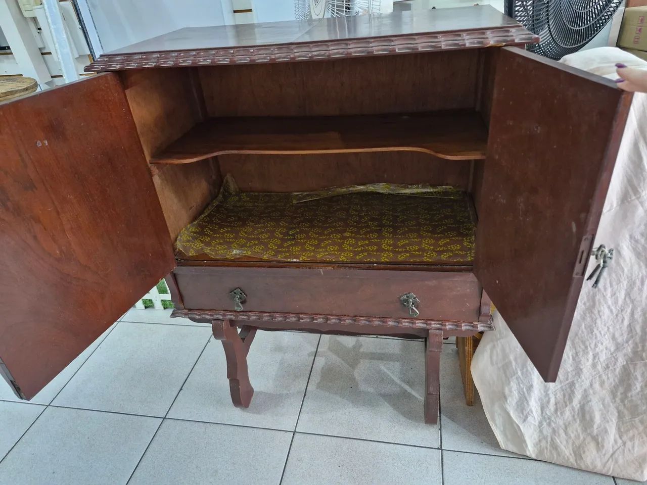Armario de madeira - Foto 2