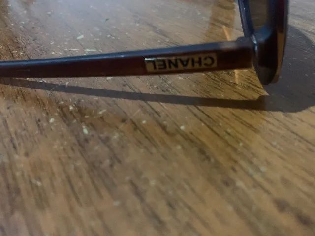 Óculos de sol marca Chanel original - Foto 2