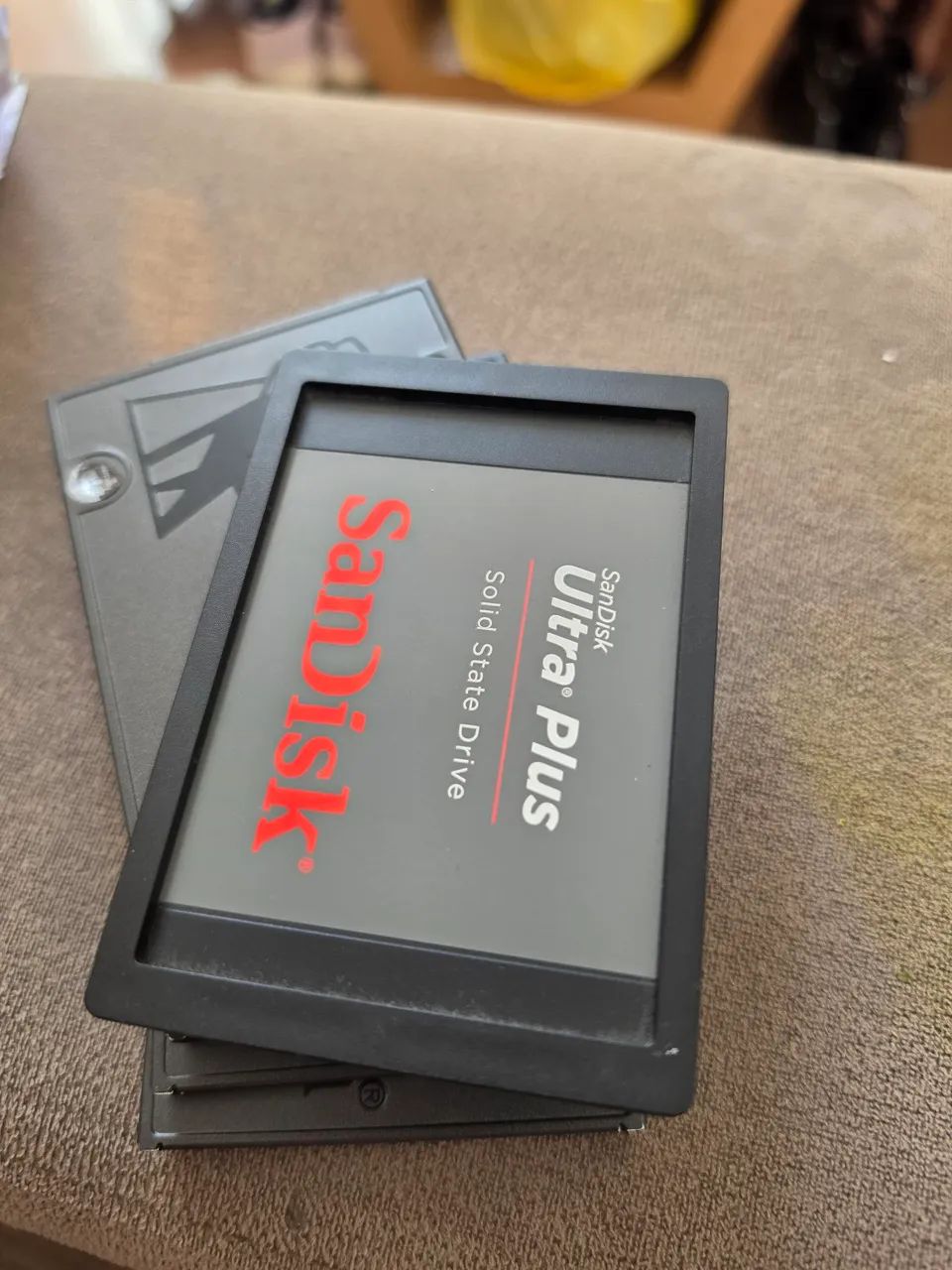 5 SSDs 240GB - Foto 2