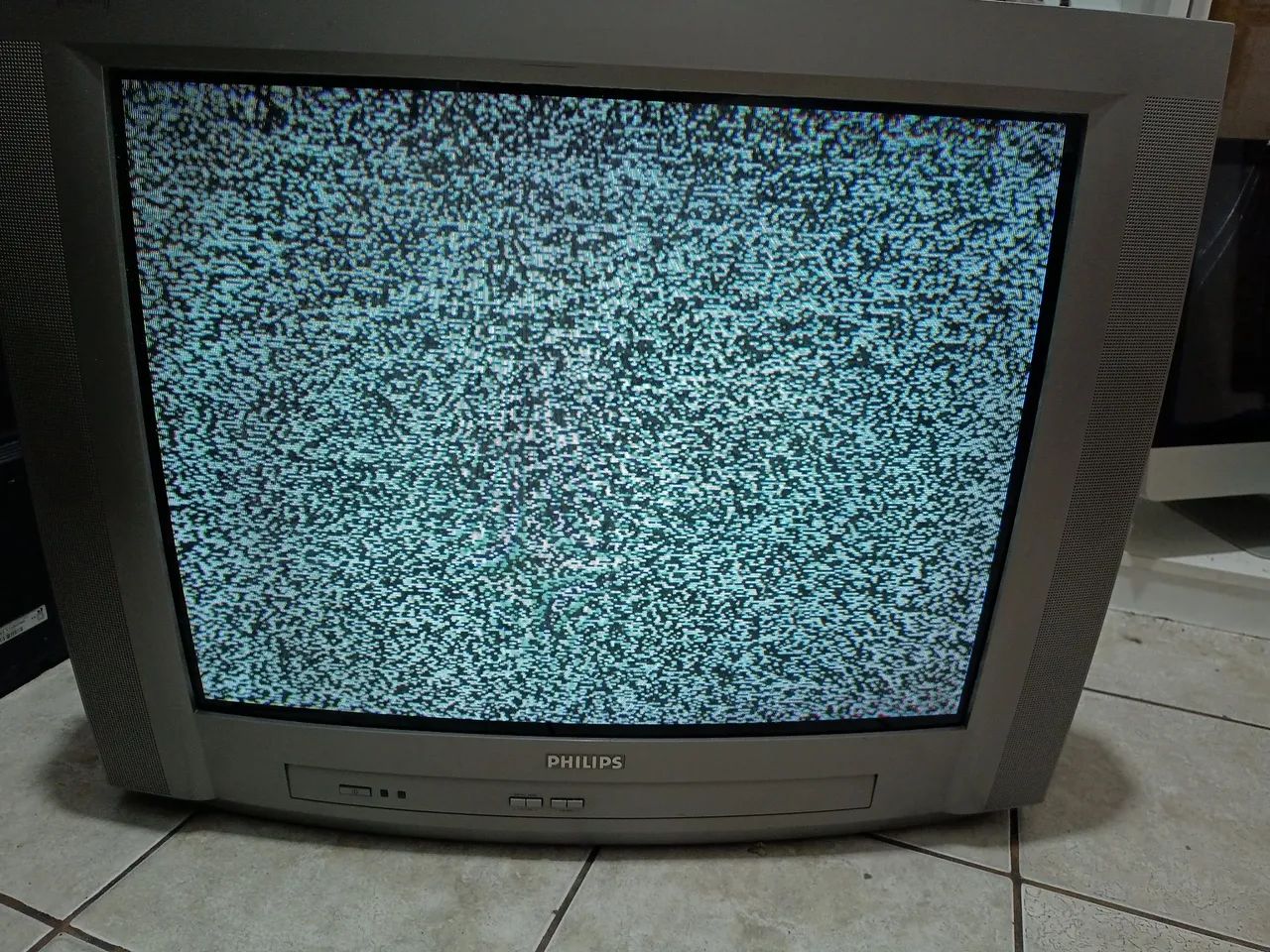 Vendo televisão de 29 polegadas da marca Philips. - Foto 3