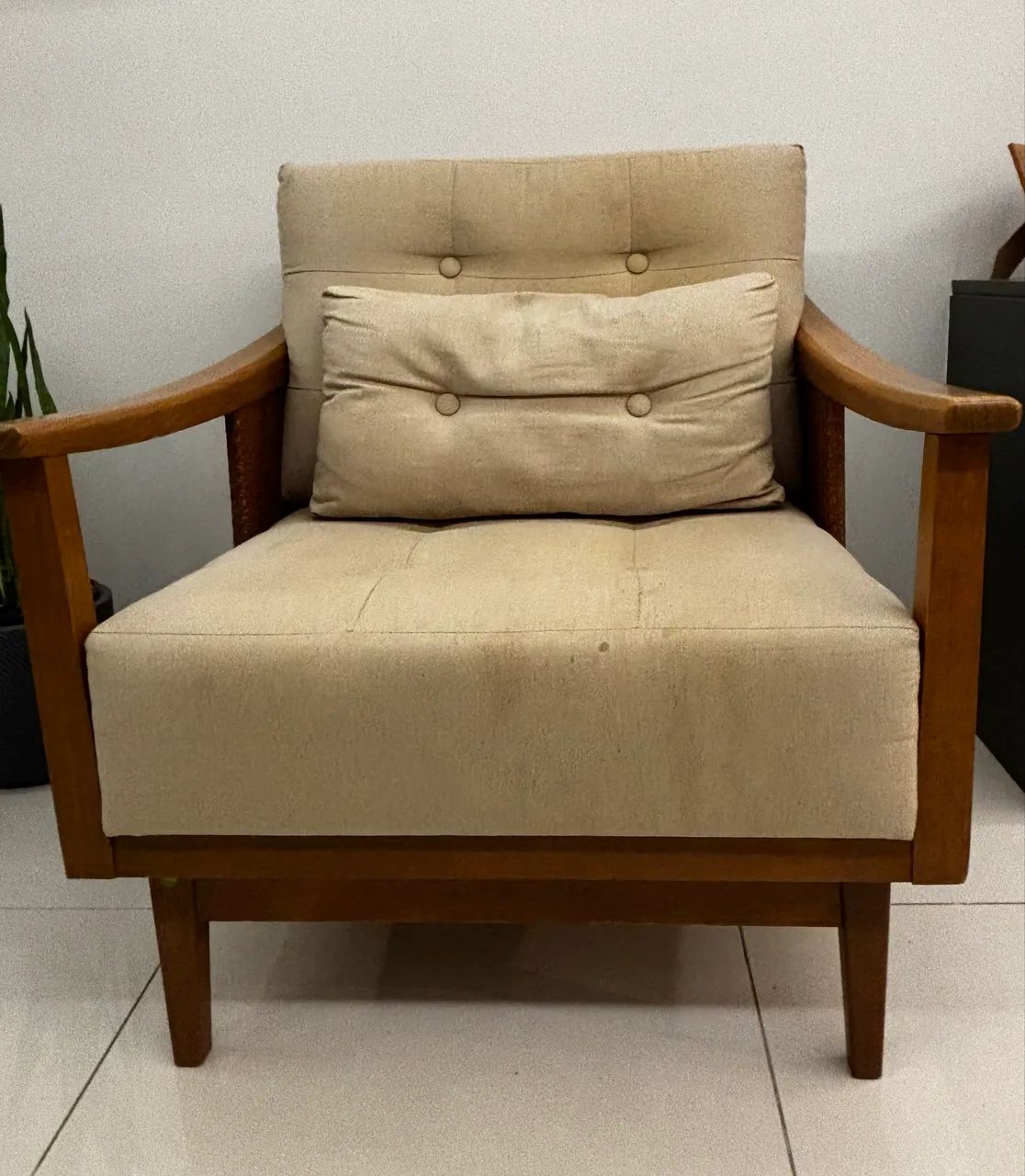 Poltrona Meu Móvel de Madeira