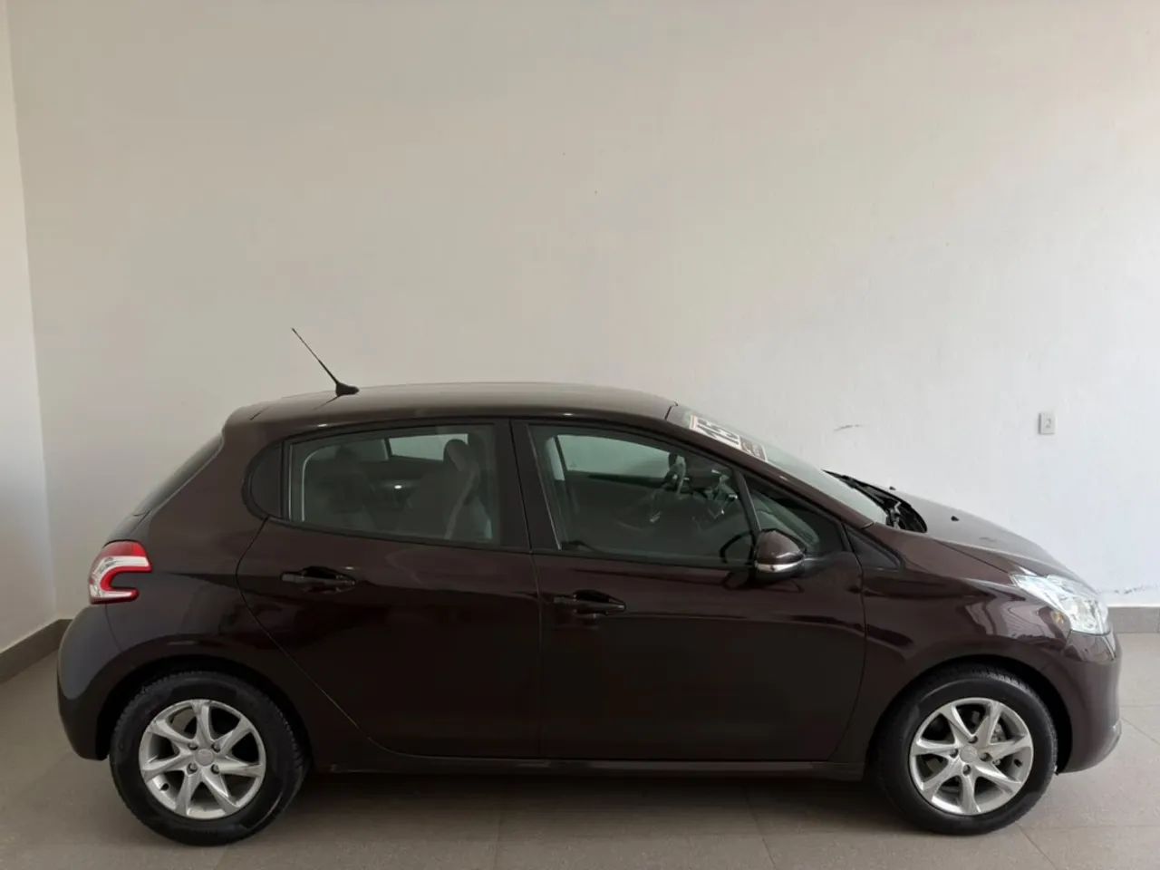 Peugeot 208 Active/active Pack 1.5 Flex 8V 5P 2014 - Foto 4