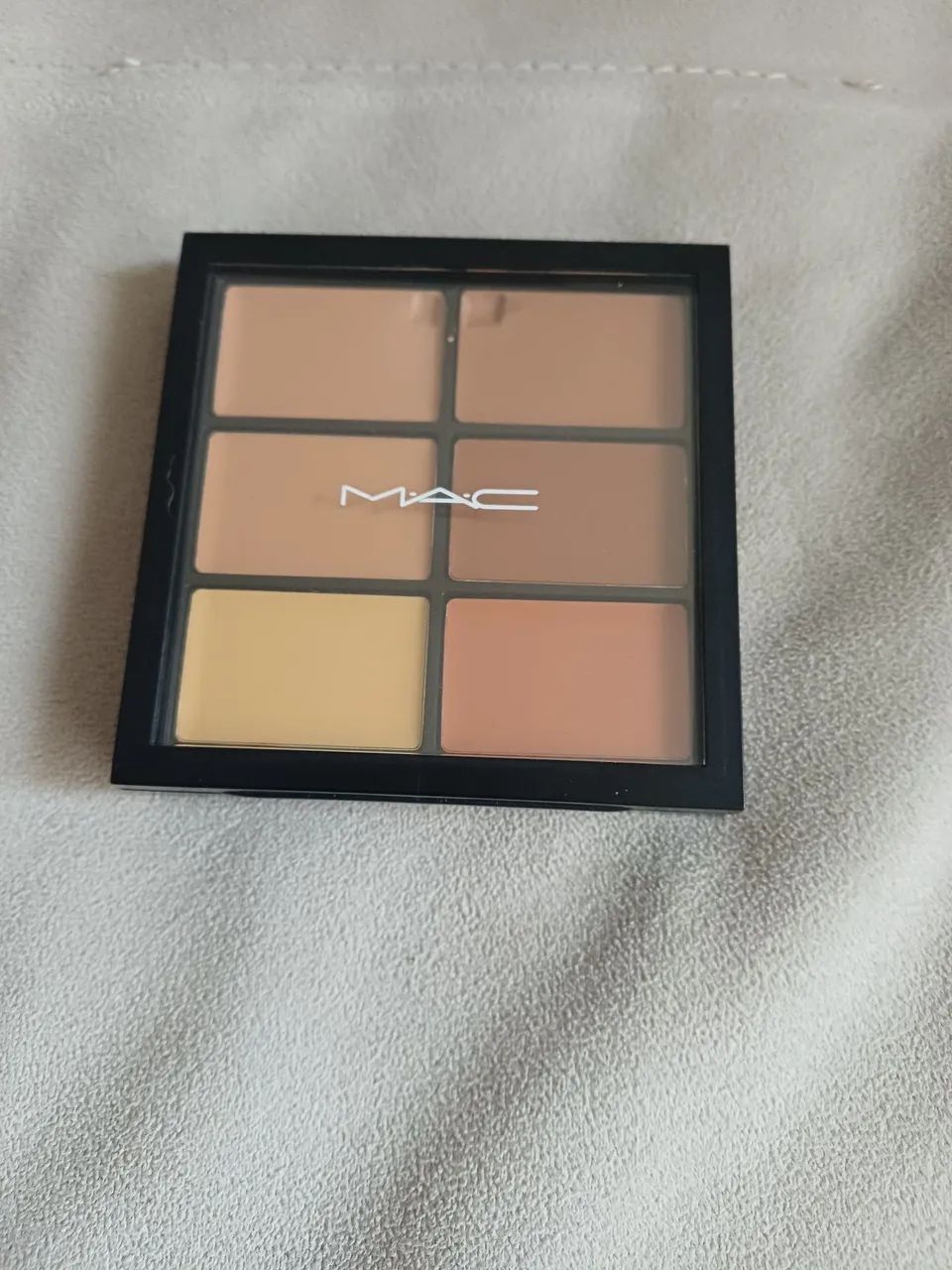 Paleta de Corretivos MAC Studio Fix Pro Conceal and Correct - Cor: Medium Deep