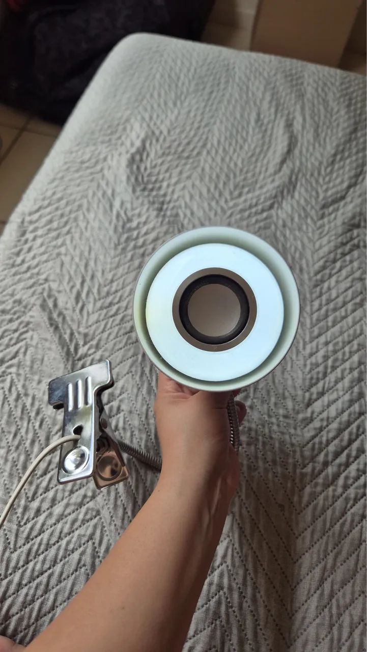 Luminária mesa com caixa Bluetooth  - Foto 2