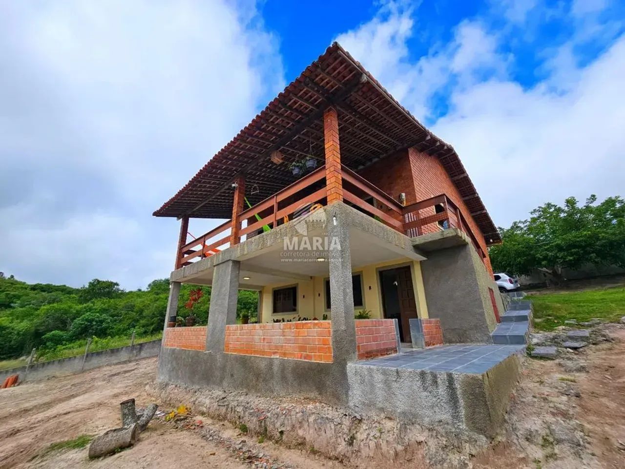 Chácara com terreno de 1.000 m² e 03 quartos à venda em Gravatá/PE!
