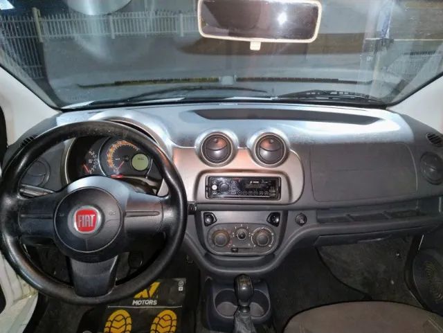 Fiat Uno WAY Celeb. 1.0 EVO Fire Flex 8V 5P 2014 - Foto 4