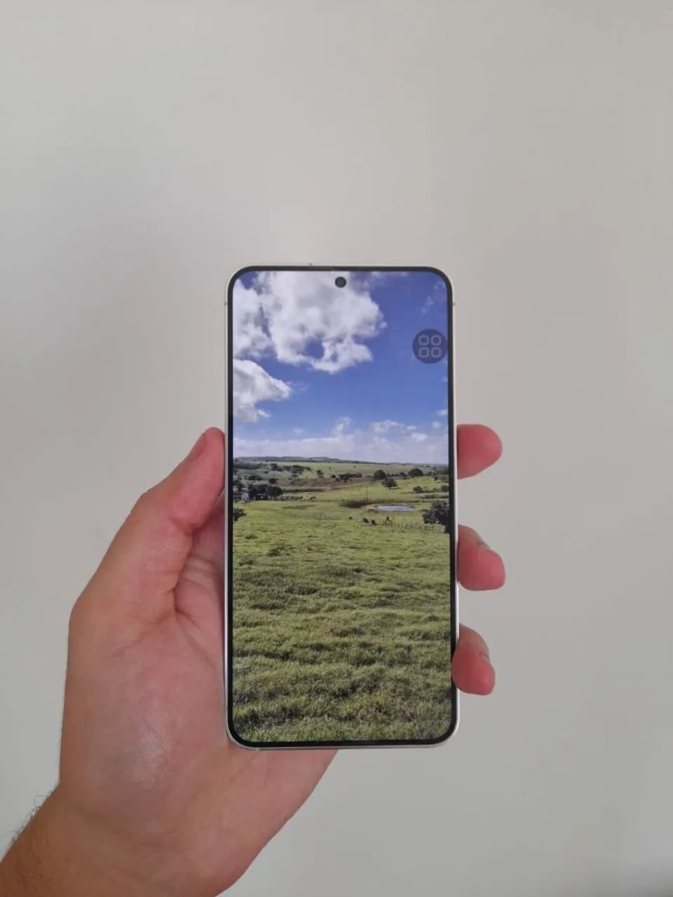 Smartphone Samsung S24 128GB cinza
