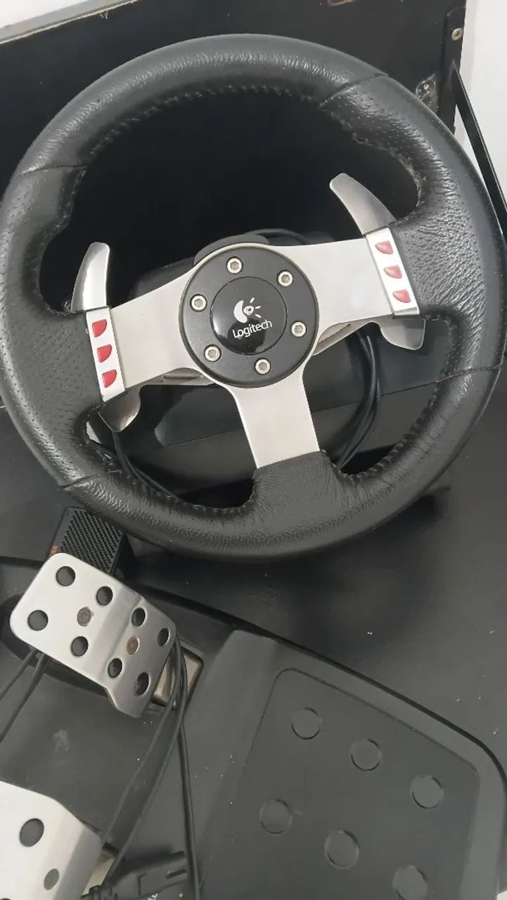 Volante logitech g27 excelente  - Foto 2