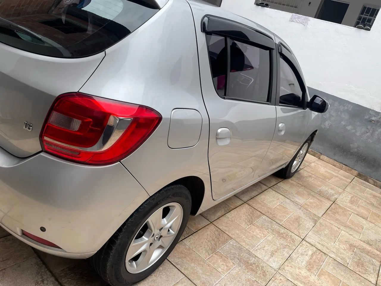 Renault Sandero SANDERO Dynamique Hi-Power 1.6 8V 5p 2015