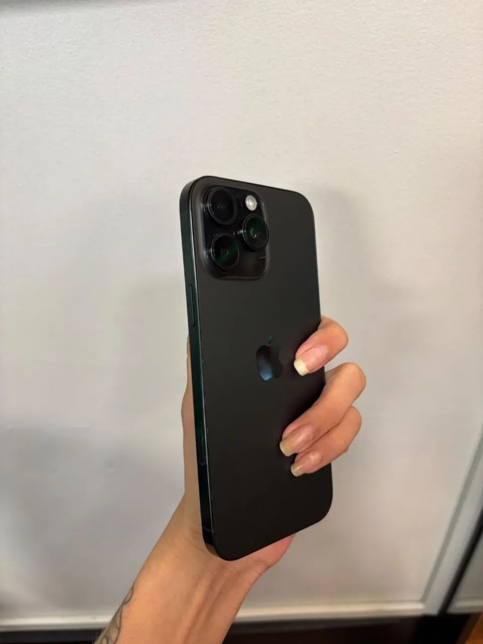 iPhone 16 pro max - Foto 3
