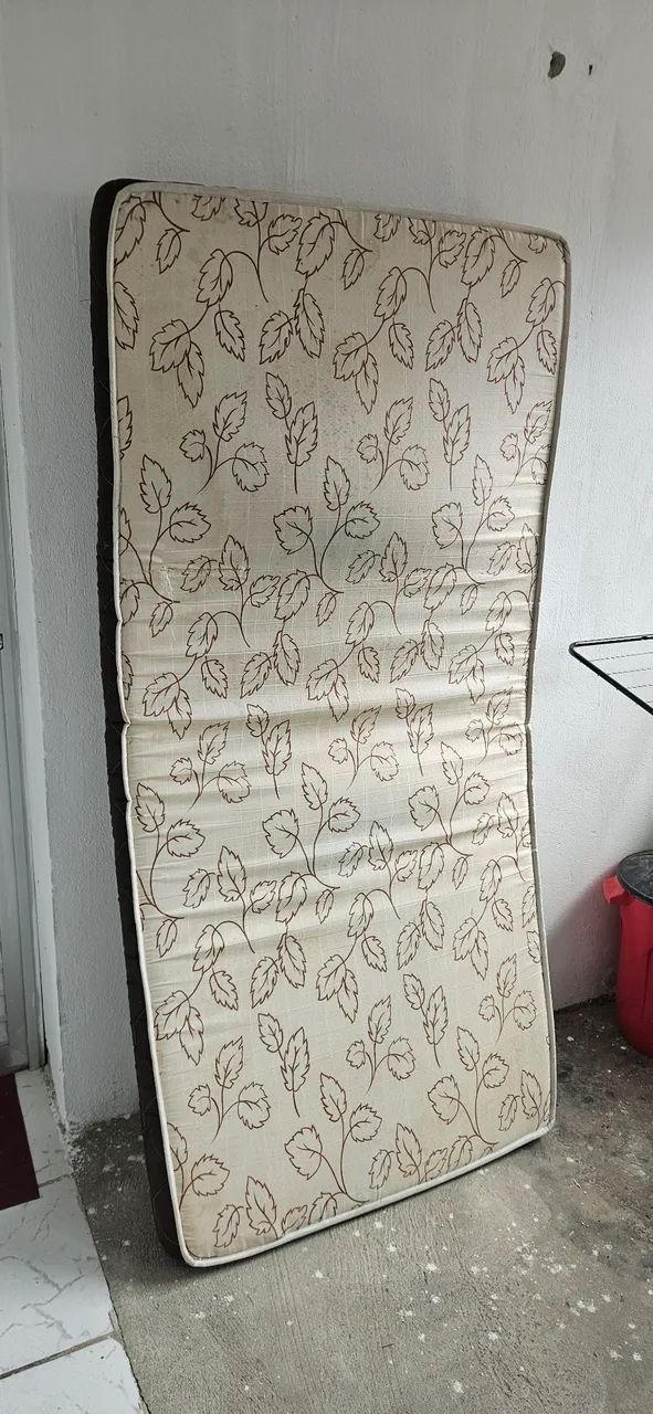 Colchão Solteiro à Venda