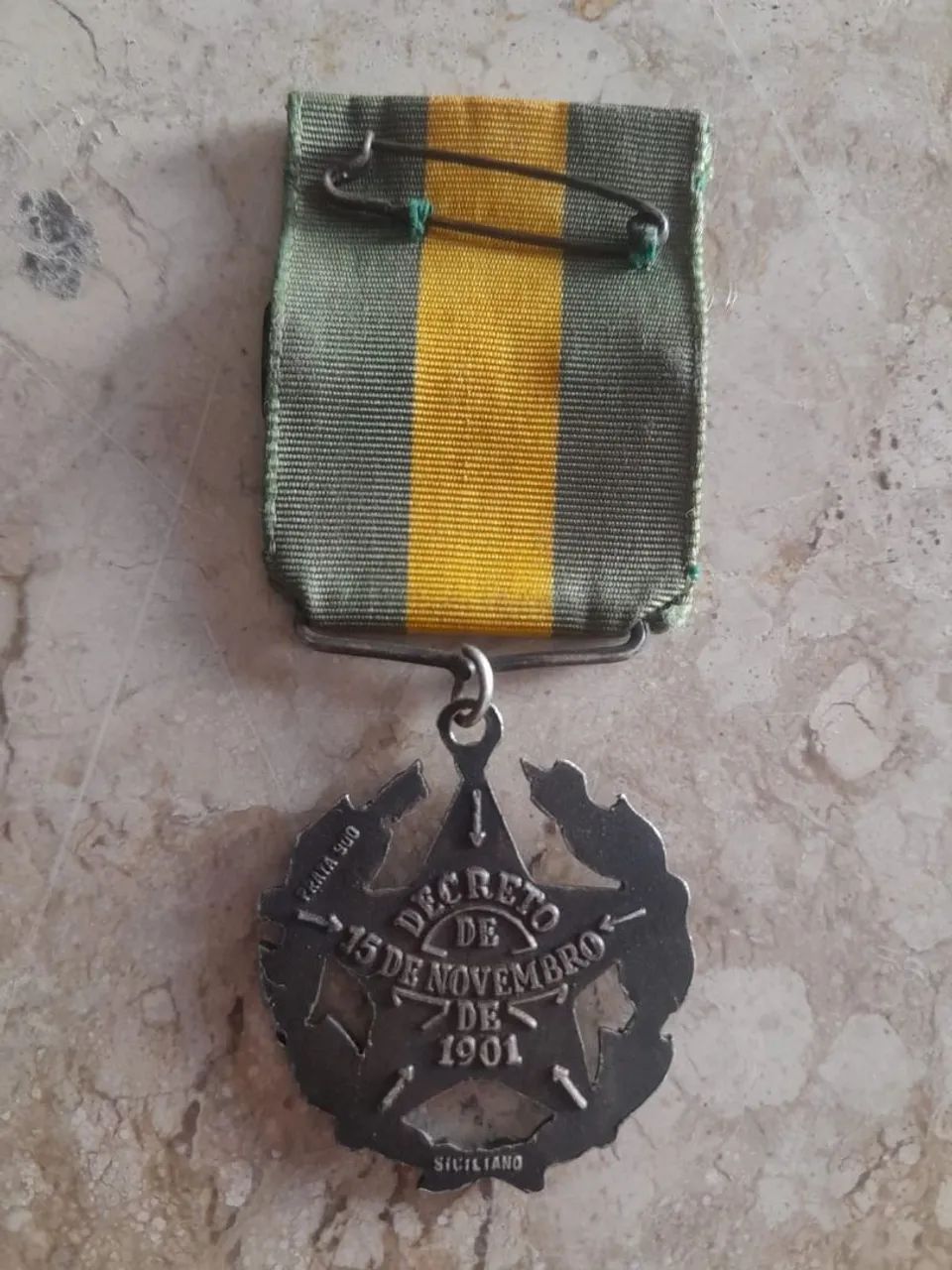 Medalha prata honra ao mérito forcas armadas  - Foto 2
