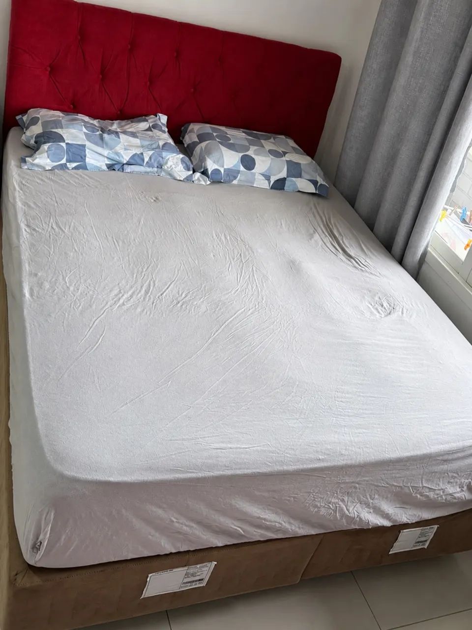 Cama box queen 