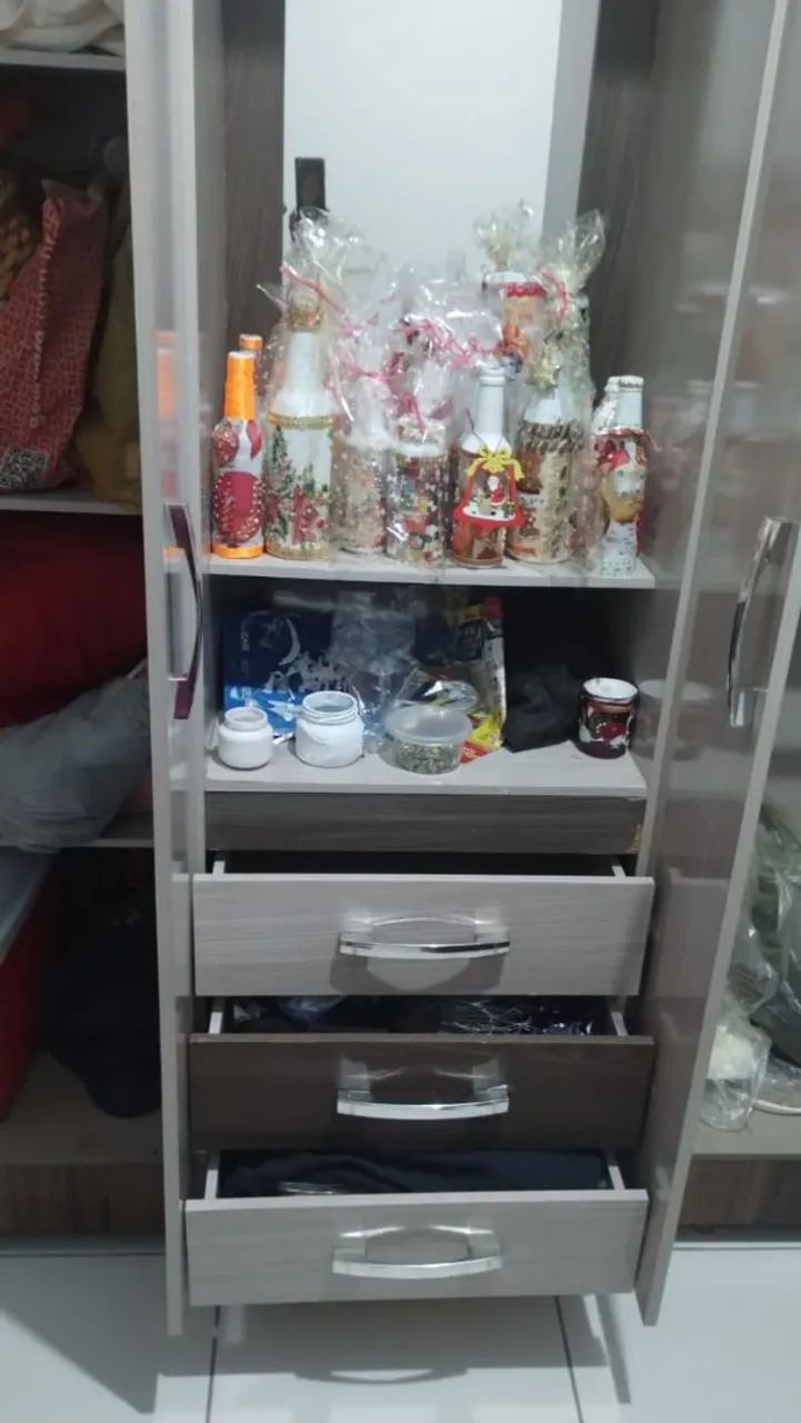 Guarda roupa casal com espelho - Foto 3
