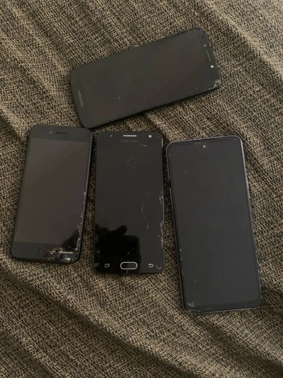 Celulares quebrados - Foto 2