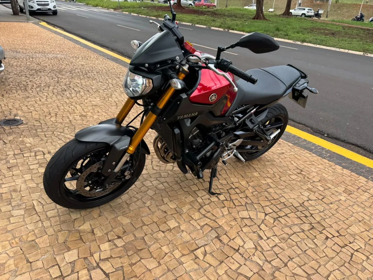 MT09 ABS 2018 - Foto 2