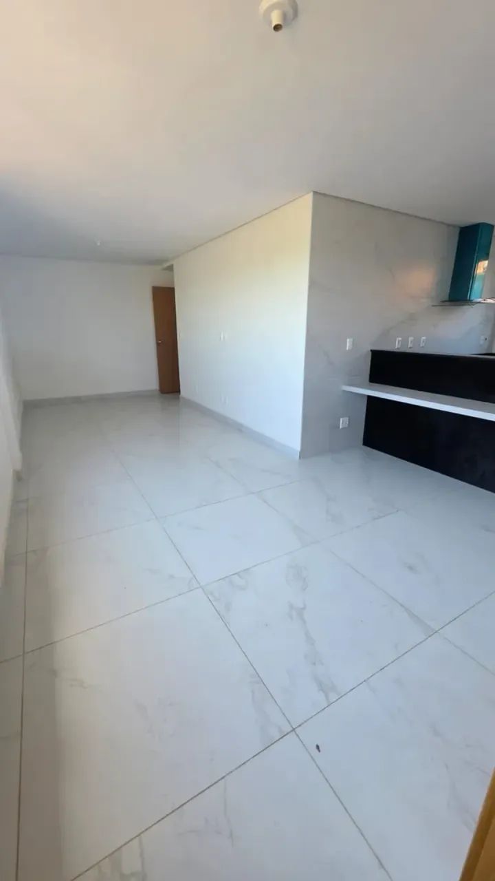 Apartamento com 03 quartos (01 suíte) e 03 vagas - Esplanada - Foto 2