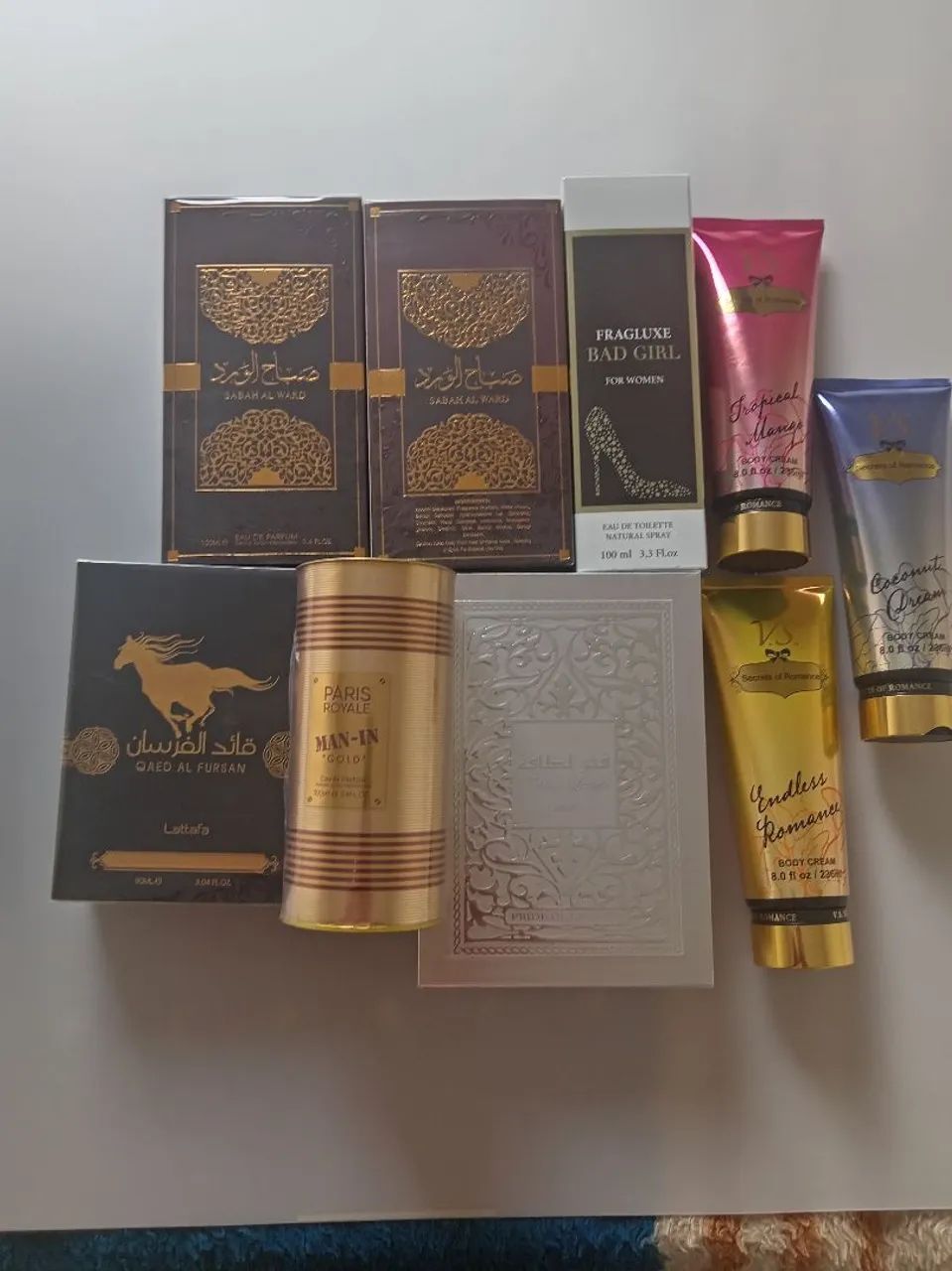 Perfumes Árabes e Creme Vitória Secrets Original - Foto 2