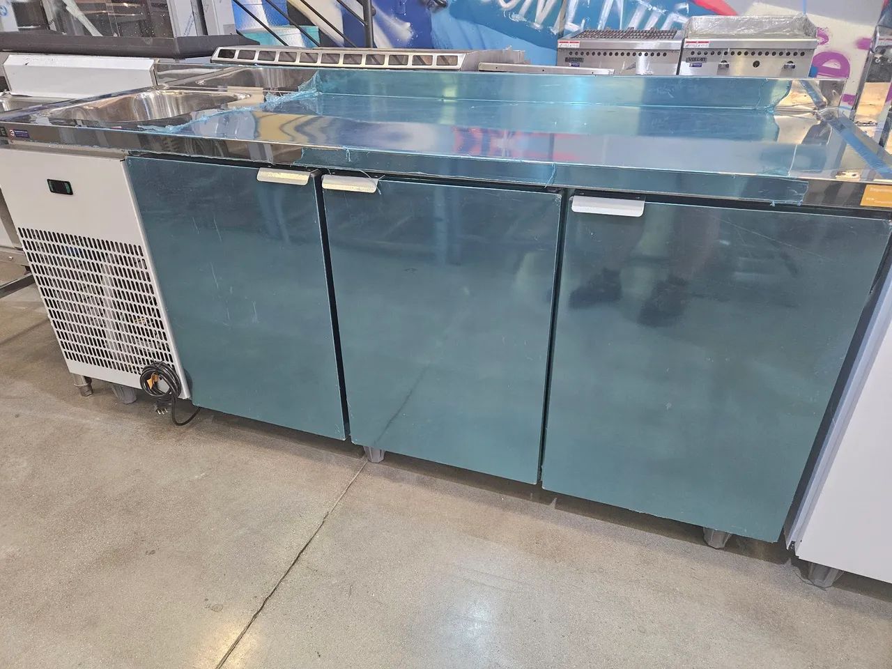 balcão refrigerado de inox 2 metros com cuba esquerda - a pronta entrega 
