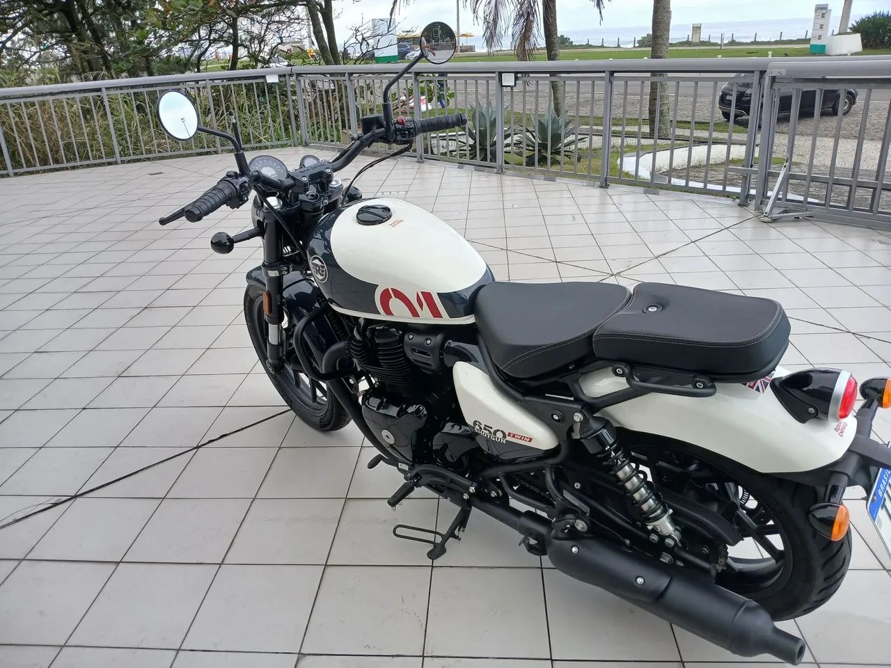 Shotgun 650 - Foto 4