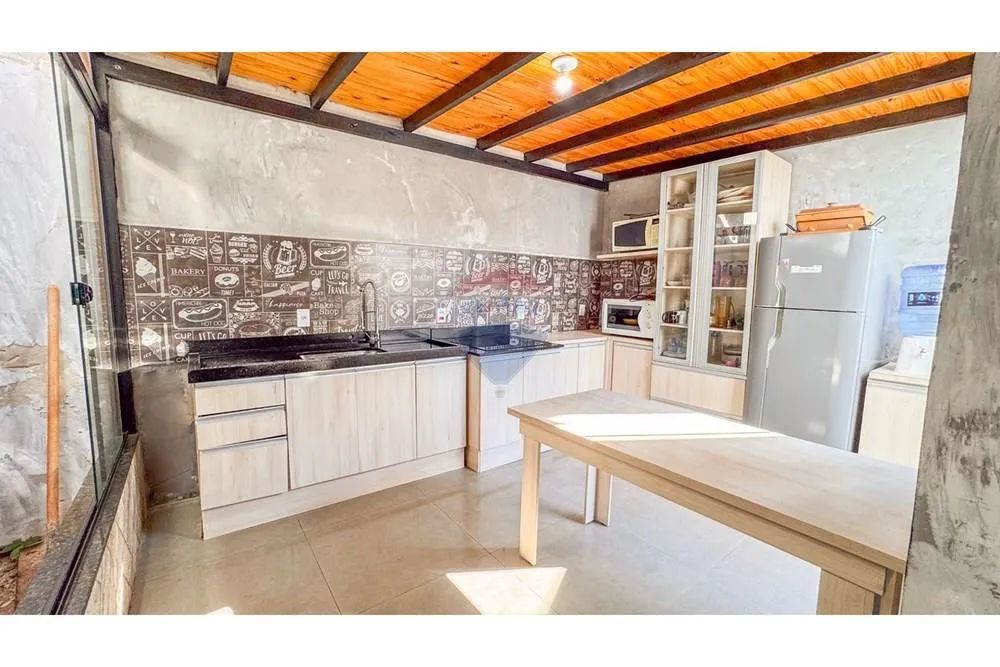 CASA COM PISCINA E 4 DORMITORIOS - JARDIM GISELA - Foto 5