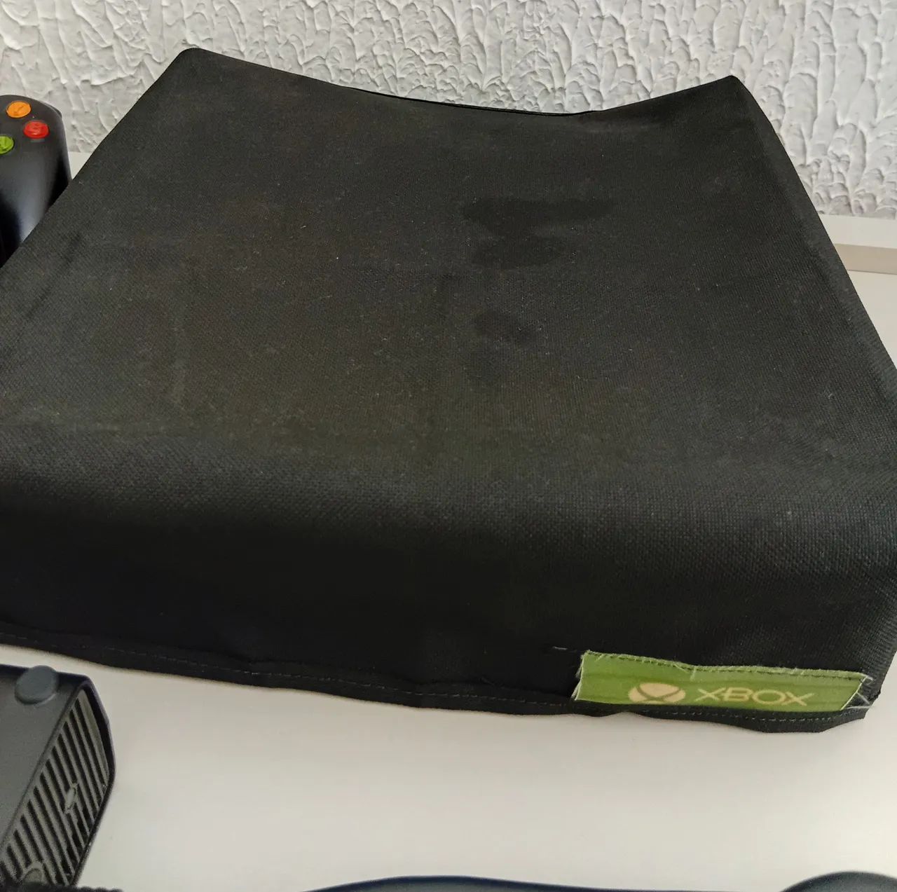 XBOX 360 E NA CAIXA E COM HD CHEIO DE JOGOS - Foto 5