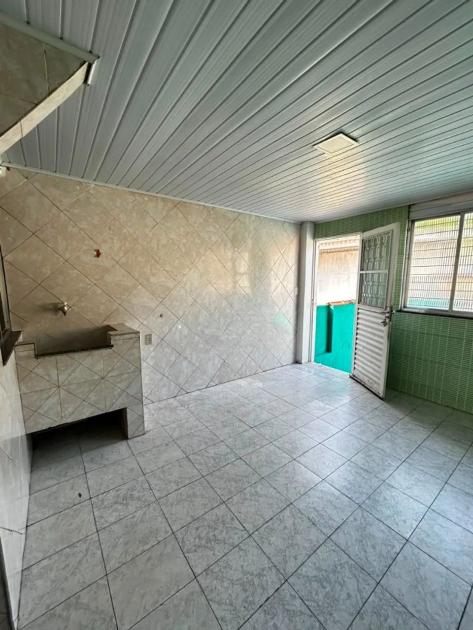 ALUGA-SE CASA COM 3 QUARTOS NO BAIRRO DA LUZ - Foto 5