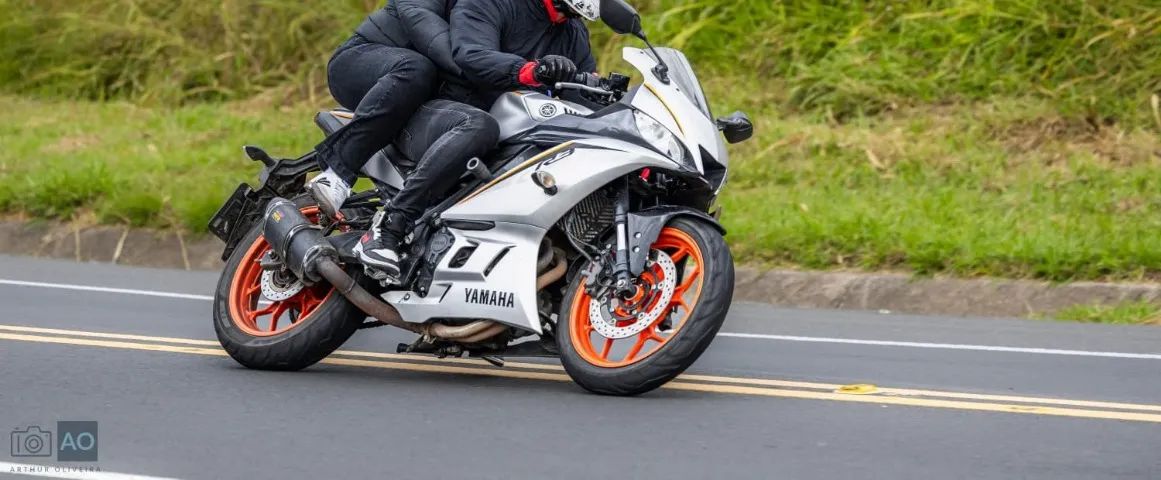 Vendo Yamaha r3 conservada - Foto 2