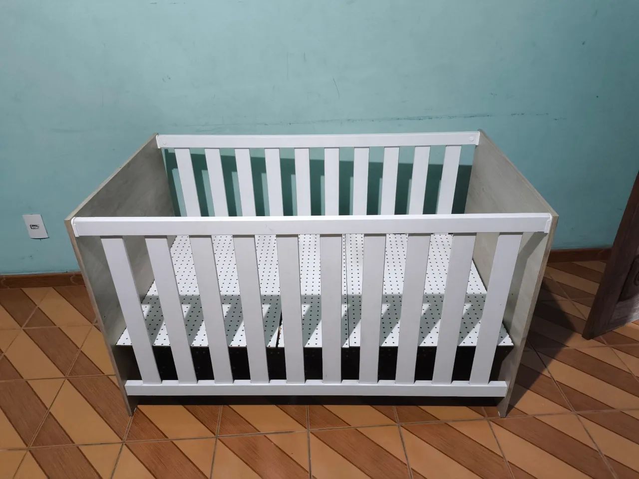 Berço Infantil Conservado - Pronto para Uso