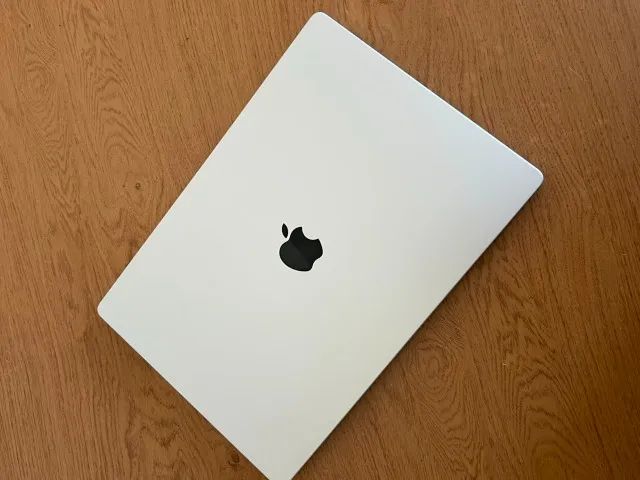 Macbook Pro 16" Chip M4 Pro | 48gb de RAM - Foto 2