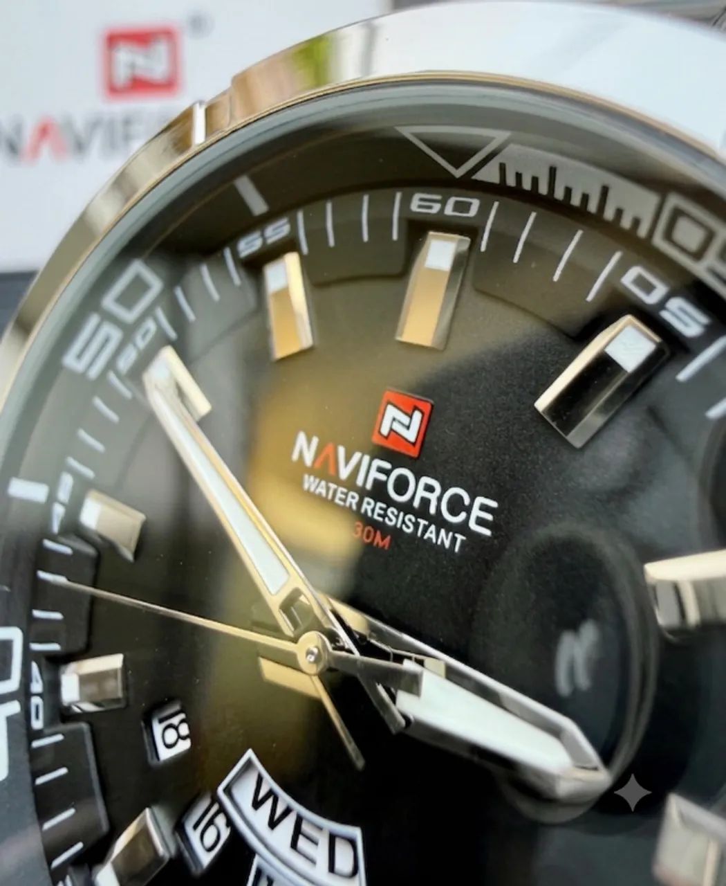 Relógio de Pulso Prata Azul  Naviforce NF9038 - Foto 2