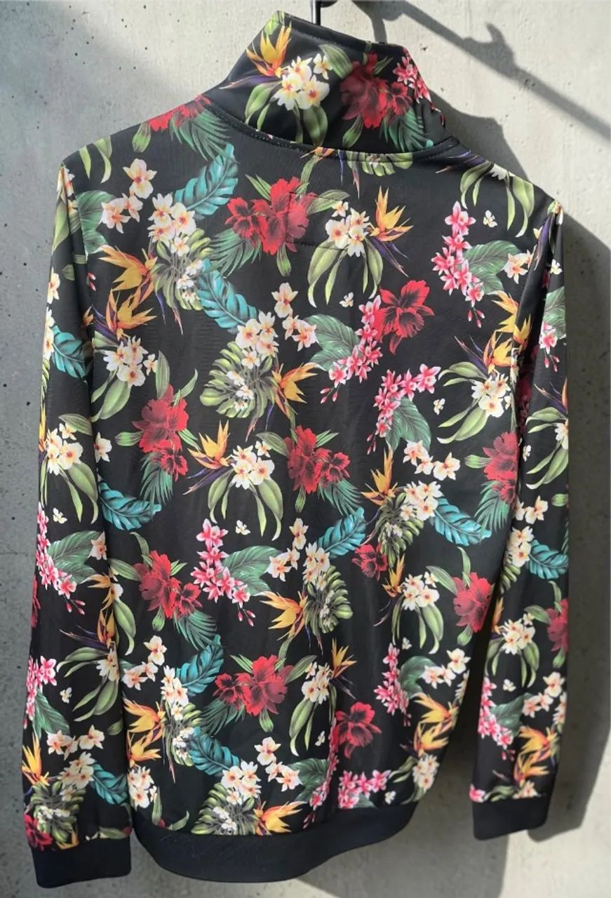 Jaqueta Bomber Floral - Tamanho M - Foto 2