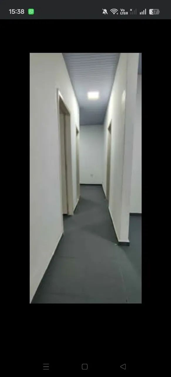 Prédio com ponto comercial  - Foto 2