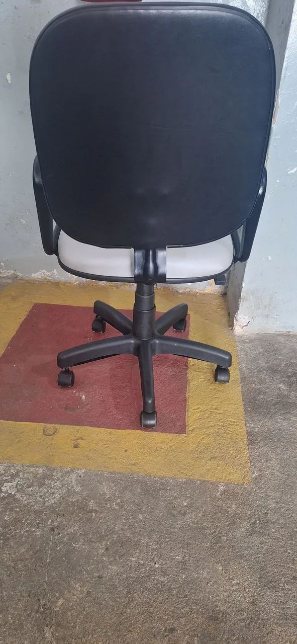 Cadeira de escritório giratória - Foto 4